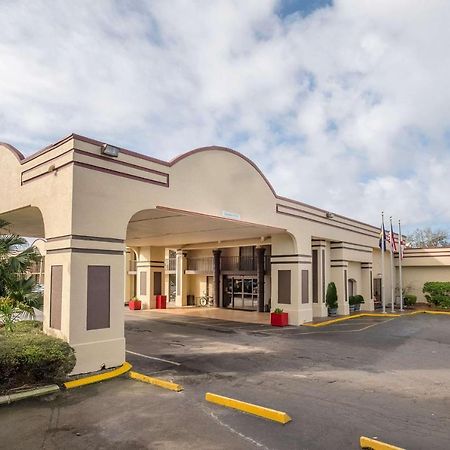 Days Inn By Wyndham Neptune Beach شاطئ جاكسونفيل المظهر الخارجي الصورة